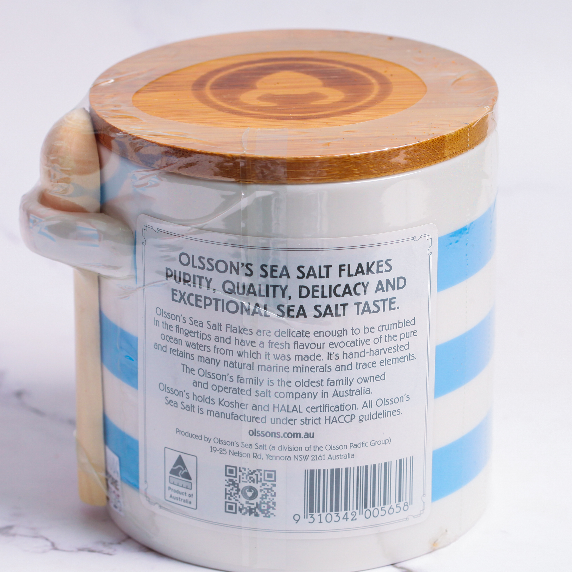 Sea Salt Flakes in stoneware jar - Olsson's